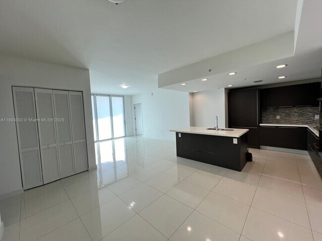 Photo - 7661 NW 107th Ave Unit 405