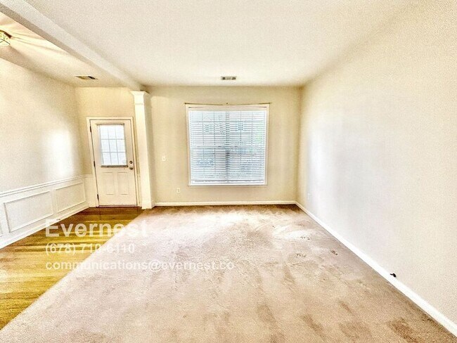 Photo - 707 Melilot Ln