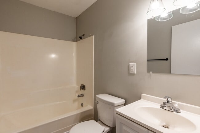 8810 Springfield Rd Unit B