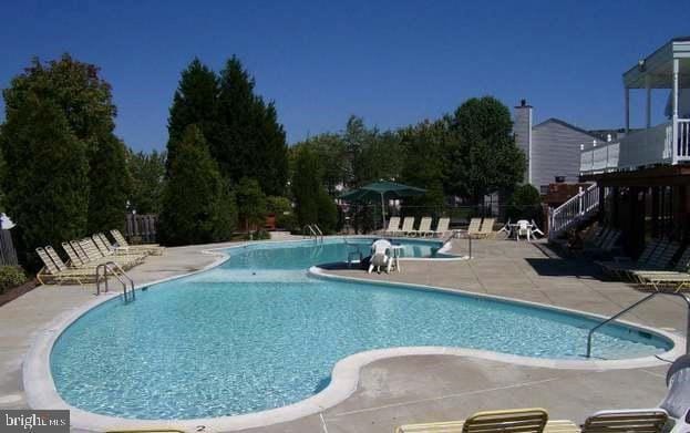 Photo - 302 Grosvenor Ln Unit 234