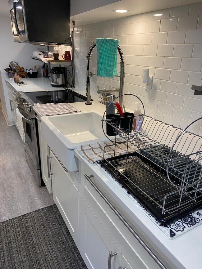 Photo - 173 Alice St Unit 1B