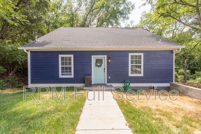 1021 College Ave Unit A