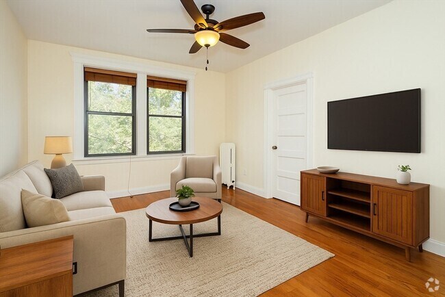 Building Photo - 65 Burbank St Rental