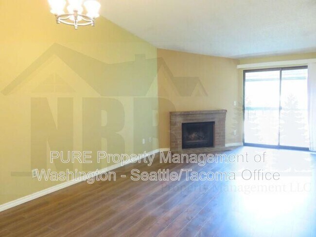 Photo - 3428 I St NE Unit S303