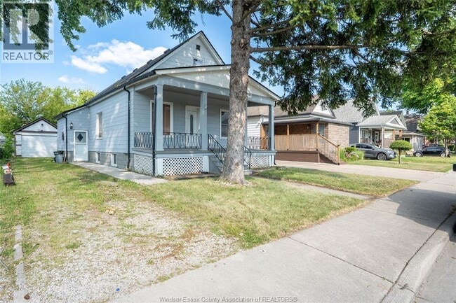 Photo - 354 Curry Ave