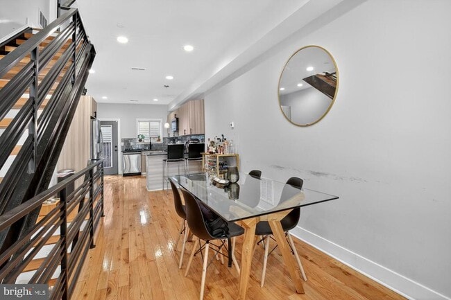 Photo - 427 W Norris St