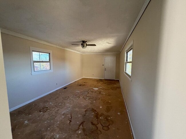 Photo - 155 Flannagan Dr