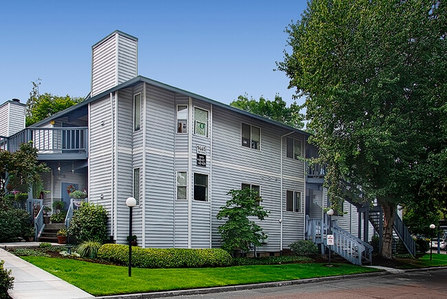 Forest Green Apartments