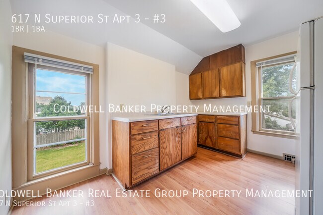 Photo - 617 N Superior St Unit #3
