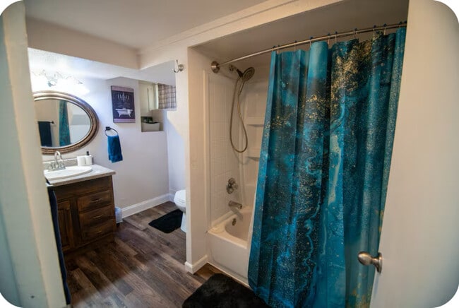 Photo - 205 S Washington St