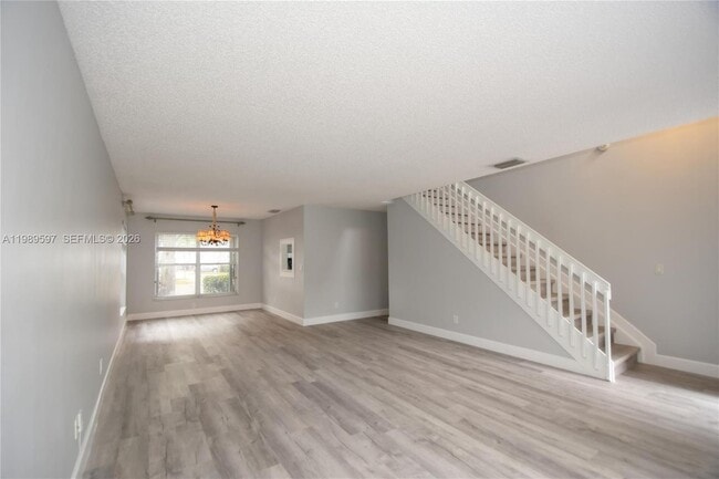 Photo - 4801 Grapevine Wy