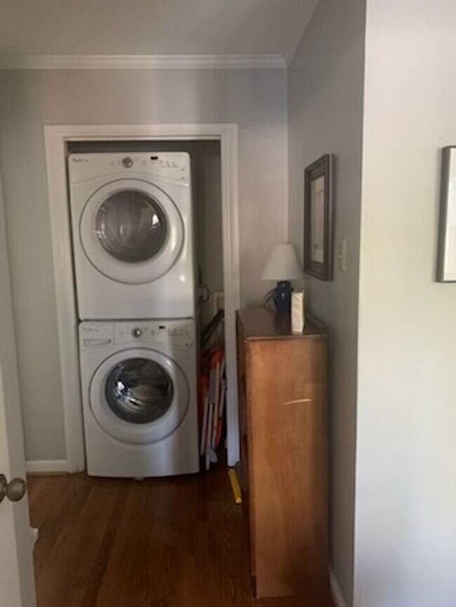 Photo - Charming 1BR/1BA Now Available in SouthPark Area!