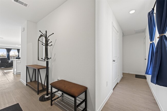 Building Photo - 28923 Great Cyn Dr