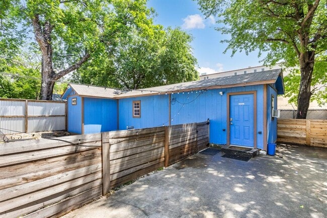 Photo - 4609 Gonzales St Casa