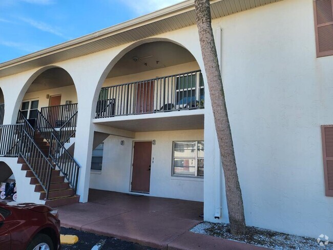 Building Photo - 400 Auburn Dr Unit 3 Rental
