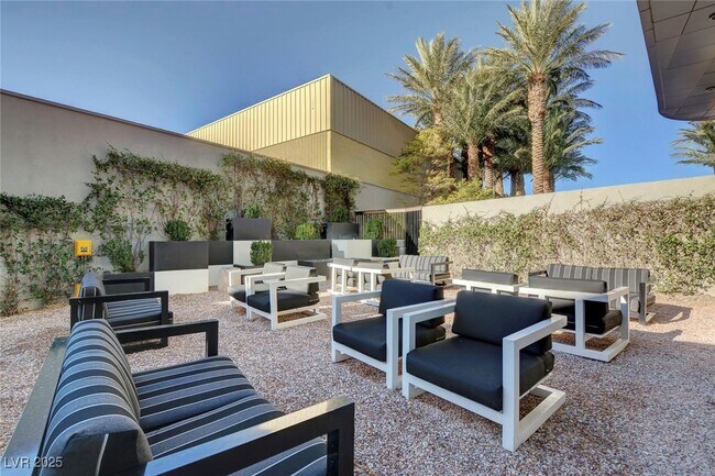 Building Photo - 4471 Dean Martin Dr Unit 1807 Rental