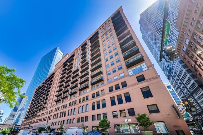 Photo - 165 N Canal St Unit 1430