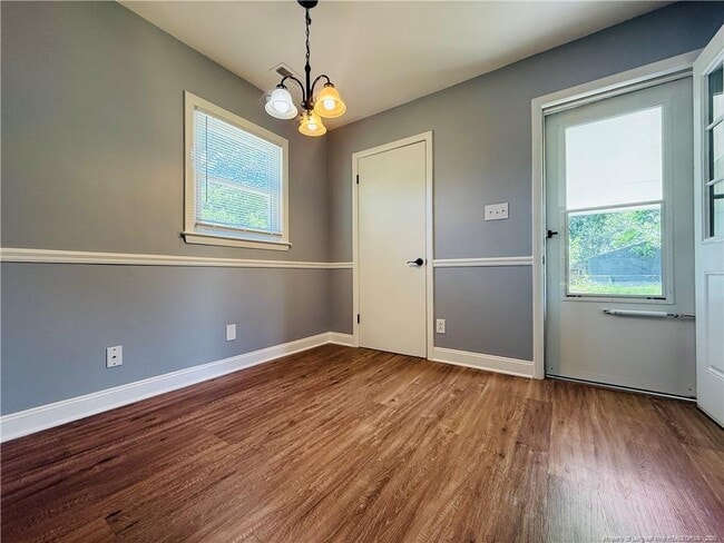 Photo - 1083 Revere St