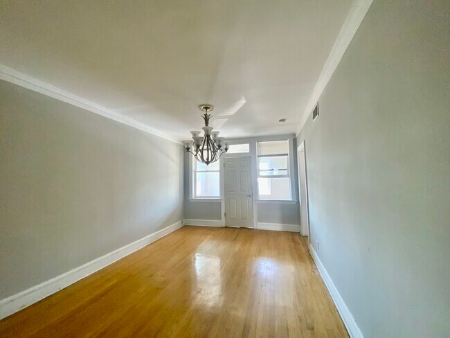 Photo - 5511 W Diversey Ave Unit 3