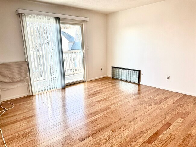 Photo - 395 Revere Beach Pkwy Unit 4A