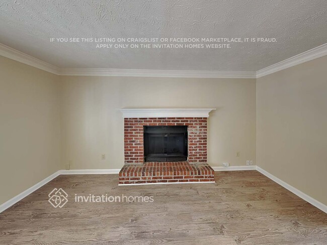 Photo - 921 David Dr