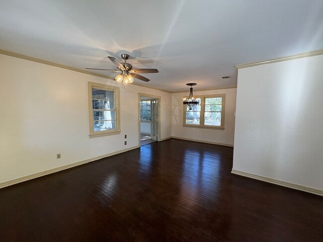 Photo - Beautiful 4 bedroom/ 2 bath home with Central Air&Heat
