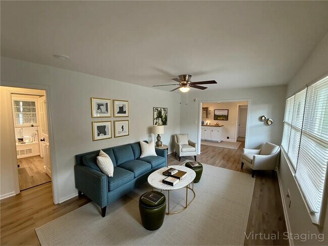 Photo - 379 Utoy Cir SW