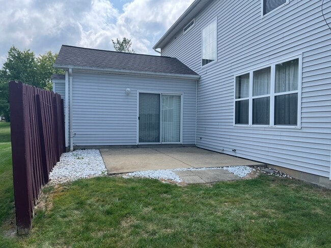 Photo - Recently renovated and large 3bed, 2.5 hom...