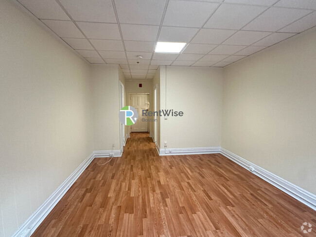 Building Photo - 62 Boylston St Unit 903 Rental