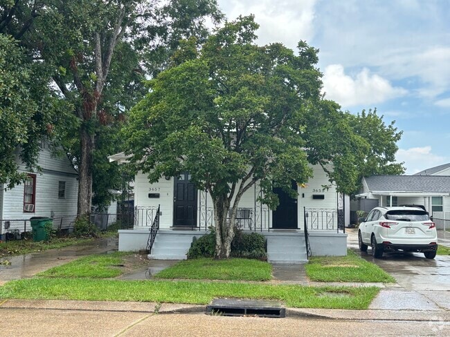 Building Photo - 3657 Derbigny St Unit 3657 Rental