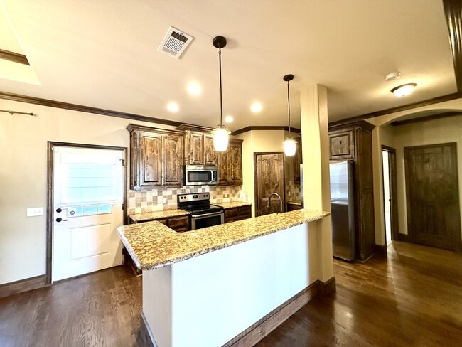 Photo - 414 Hidden Path