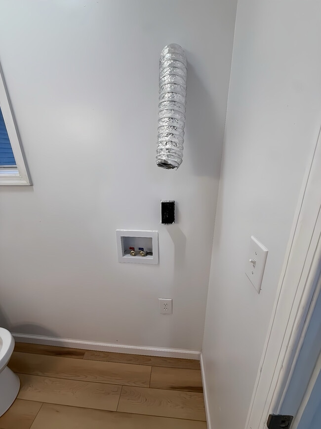 Photo - 241 Franklin Way