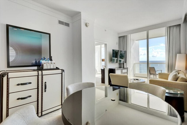 Photo - 4391 Collins Ave Unidad ID1234547P