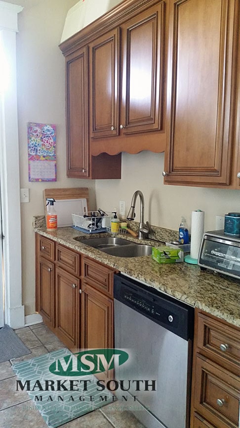 Photo - HABERSHAM STREET APARTMENT!