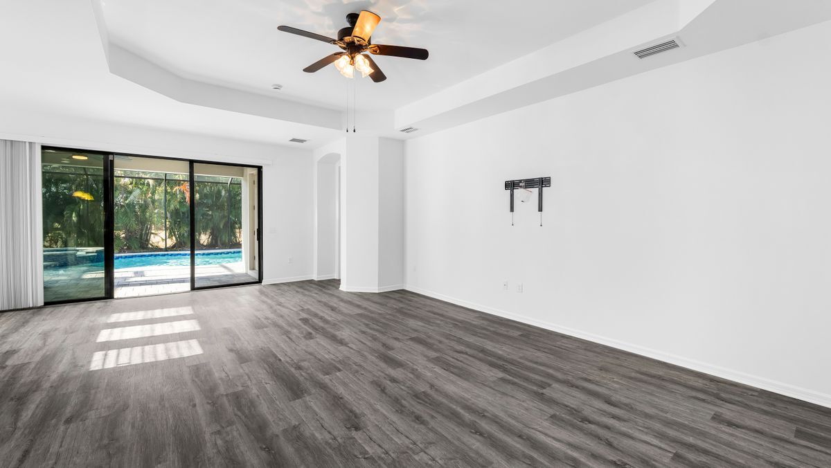 Photo - 11195 St. Roman Way