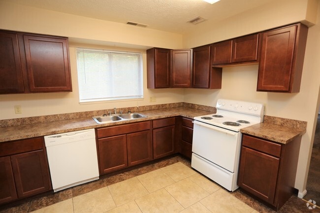 Monticello Apartments