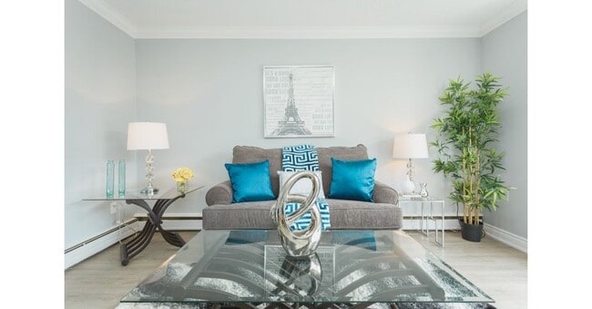 Building Photo - 44-52 Hayden St