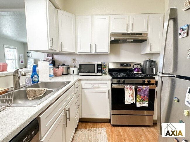 Photo - 715-723 19th Unit 717