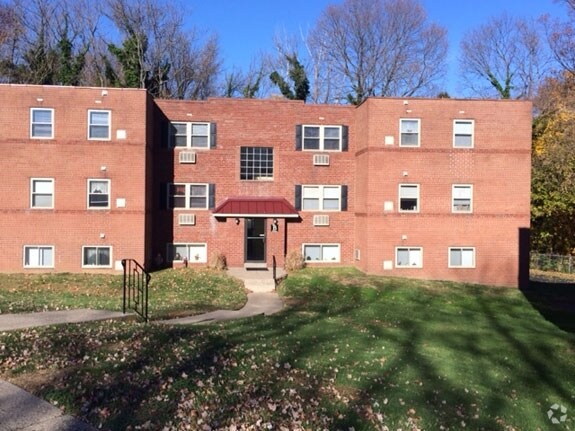 Lincoln Crossing - Lincoln Crossing