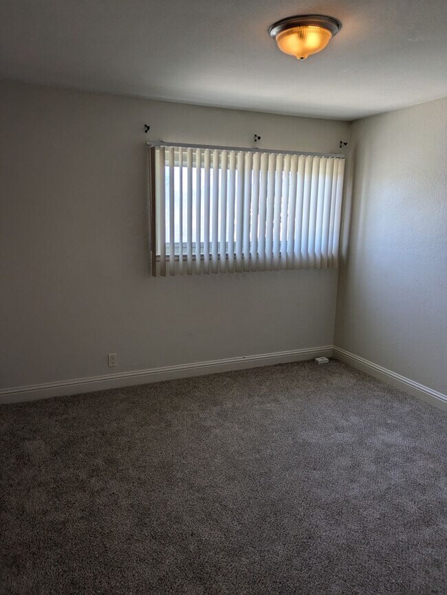 Photo - Lockwood Unit 4