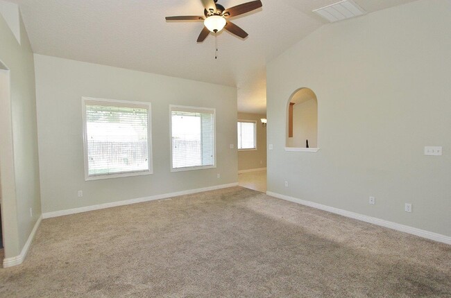 705 Spruce Creek Dr