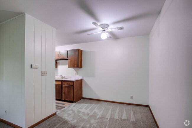 1BR, 1BA