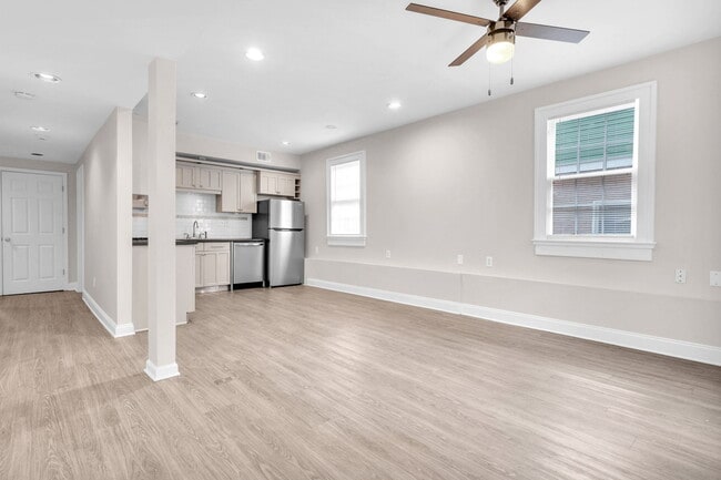 Photo - 1046 Tilden St NW Unidad C