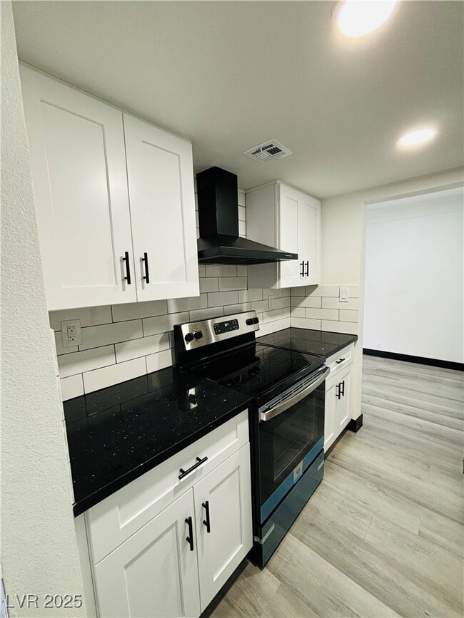 1922 Fairfield Ave Unit 211