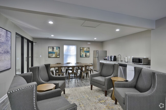 Leasing Office