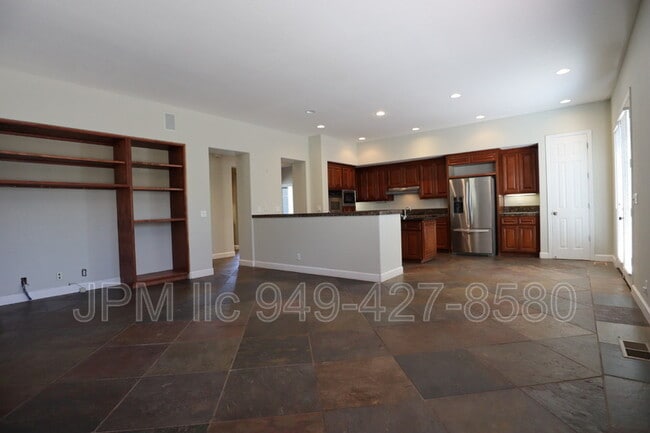 3000 Granite Pointe Dr