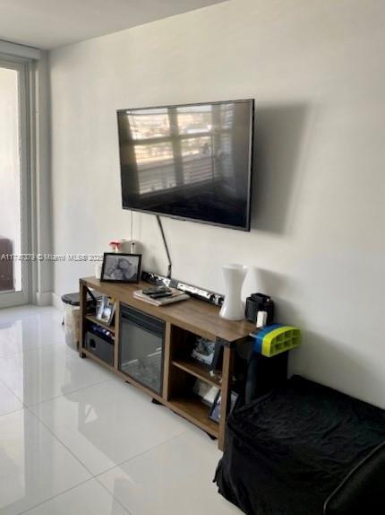 Photo - 100 Lincoln Rd Unidad 727