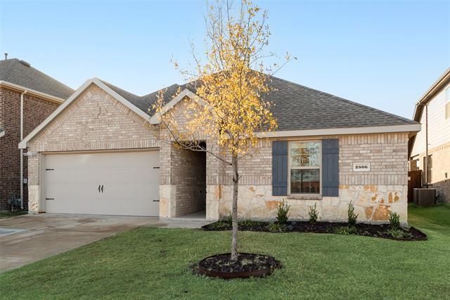 Photo - 2506 Kingfisher St