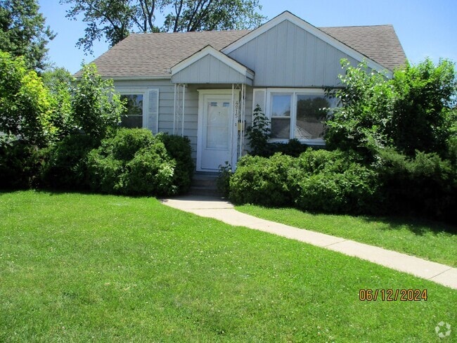 Building Photo - 4915 91st Pl Rental