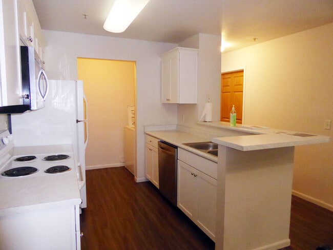 Photo - 2226 W Elizabeth St Unit C104